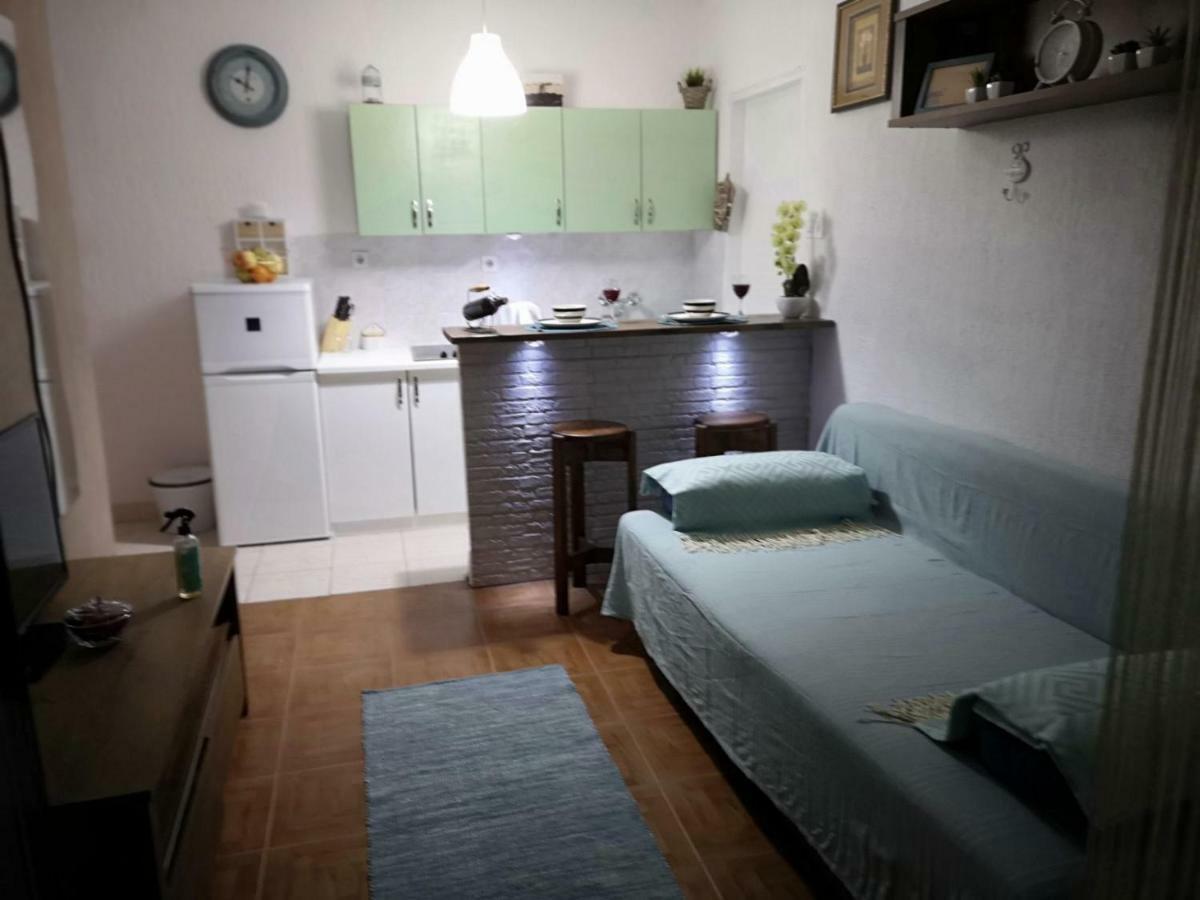 Apartmani Sarm Vir Eksteriør billede